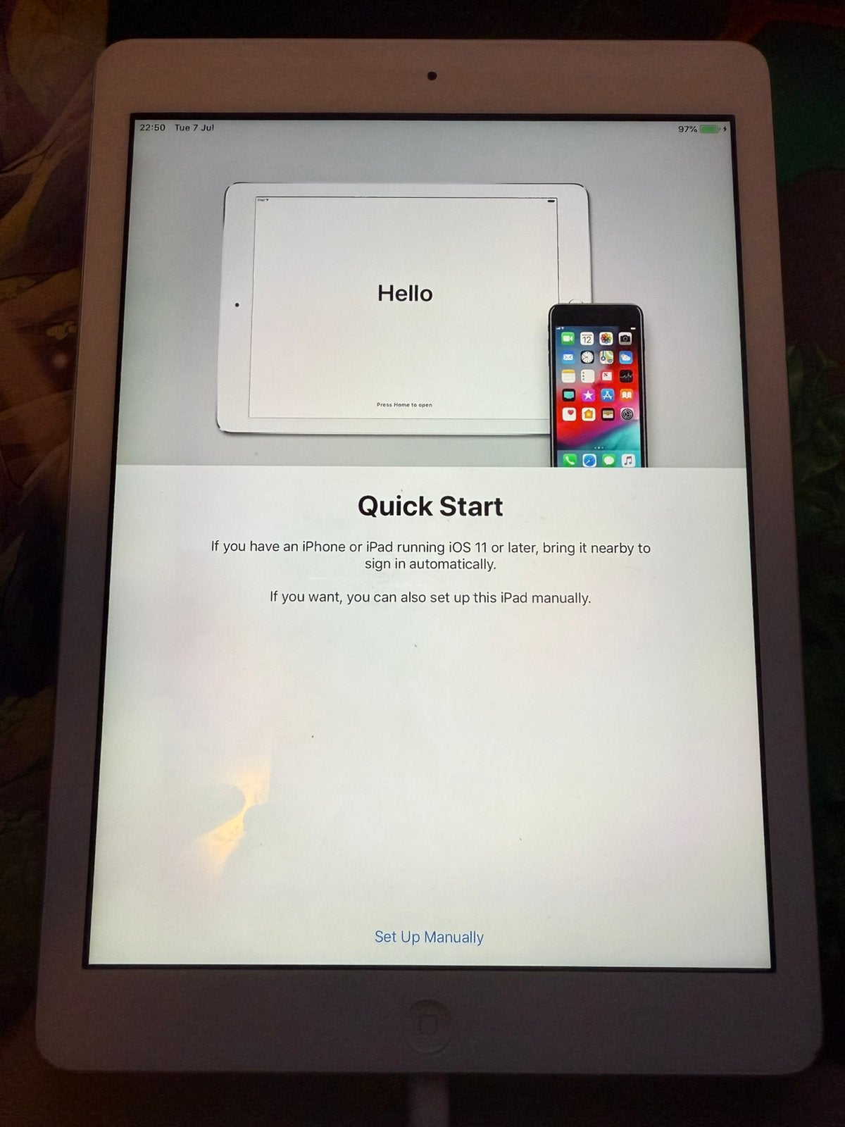 Ipad air silver 16gb, Computers en Software, Android Tablets, Ophalen of Verzenden, Zo goed als nieuw, 10 inch, 16 GB