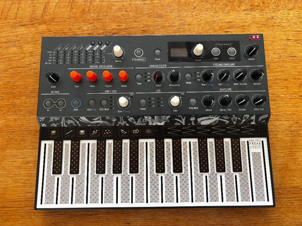 Arturia Microfreak, Muziek en Instrumenten, Synthesizers, Ophalen of Verzenden, Zo goed als nieuw, Overige aantallen, Overige merken