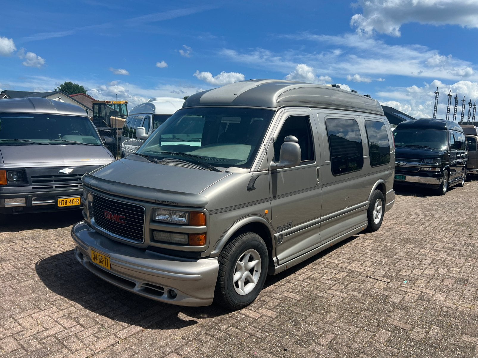 2000 GMC Savana 169mls Explorer Conversion Camper LPG, Auto's, Chevrolet, Bedrijf, Chevy Van, LPG, Automaat, Zilver of Grijs, Grijs