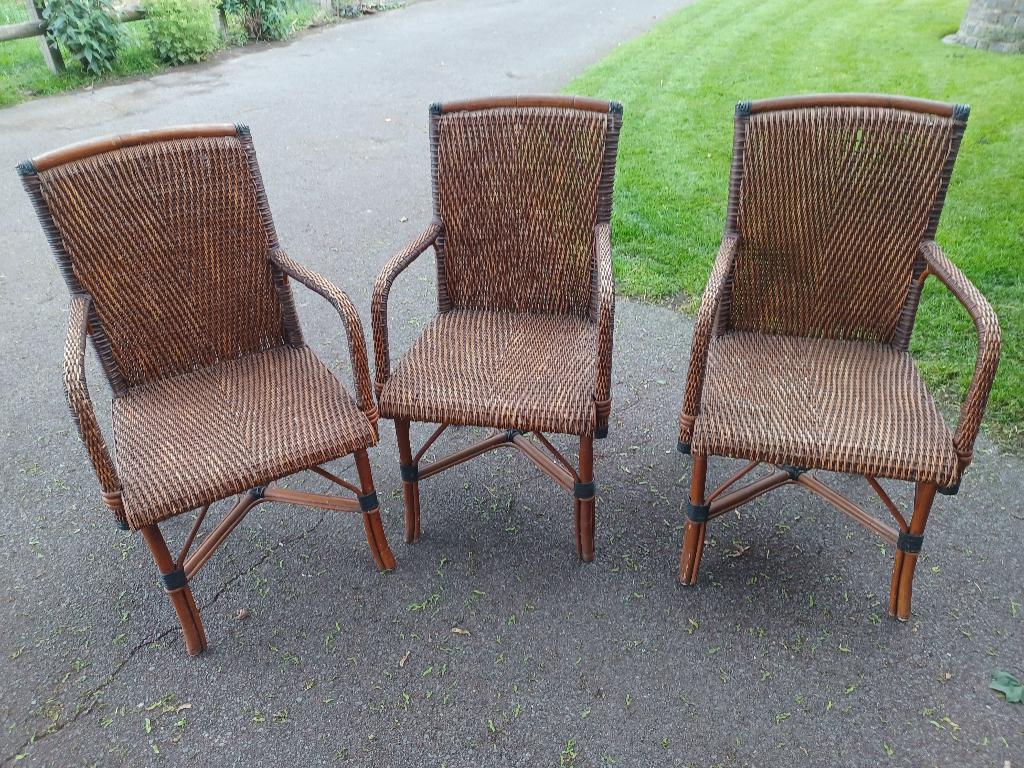 rieten tuinstoelen 3 stuks zitten lekker met armleuning, Tuin en Terras, Tuinstoelen, Ophalen, Gebruikt, Rotan