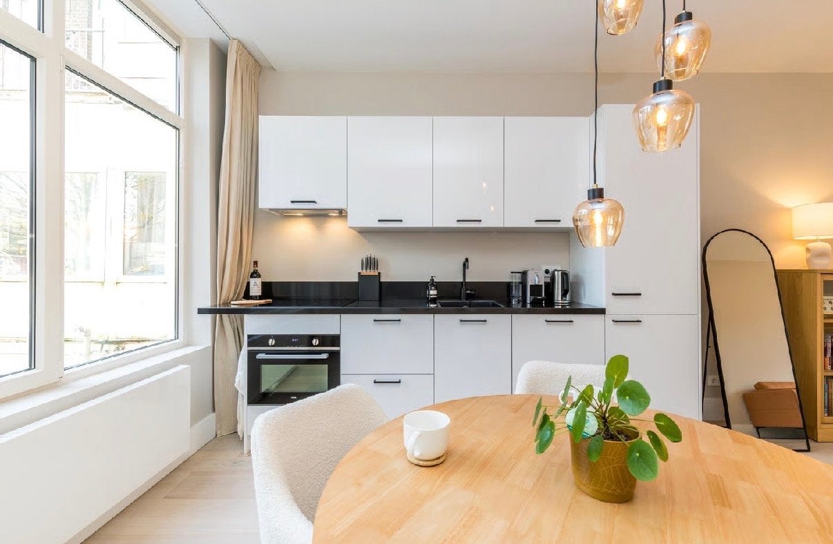 Moderne witte hoogglans keuken met ETNA apparatuur, Ophalen, Gebruikt, Overige materialen, Wit