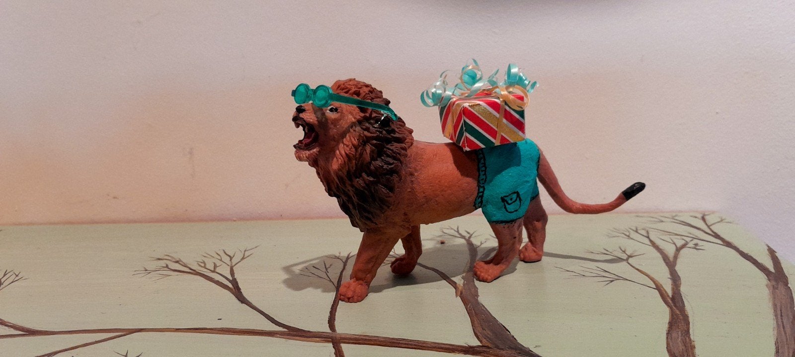 Feestbeest: Unieke decoratie voor taart of cadeaubon, Ophalen of Verzenden, Nieuw, Versiering, Verjaardag