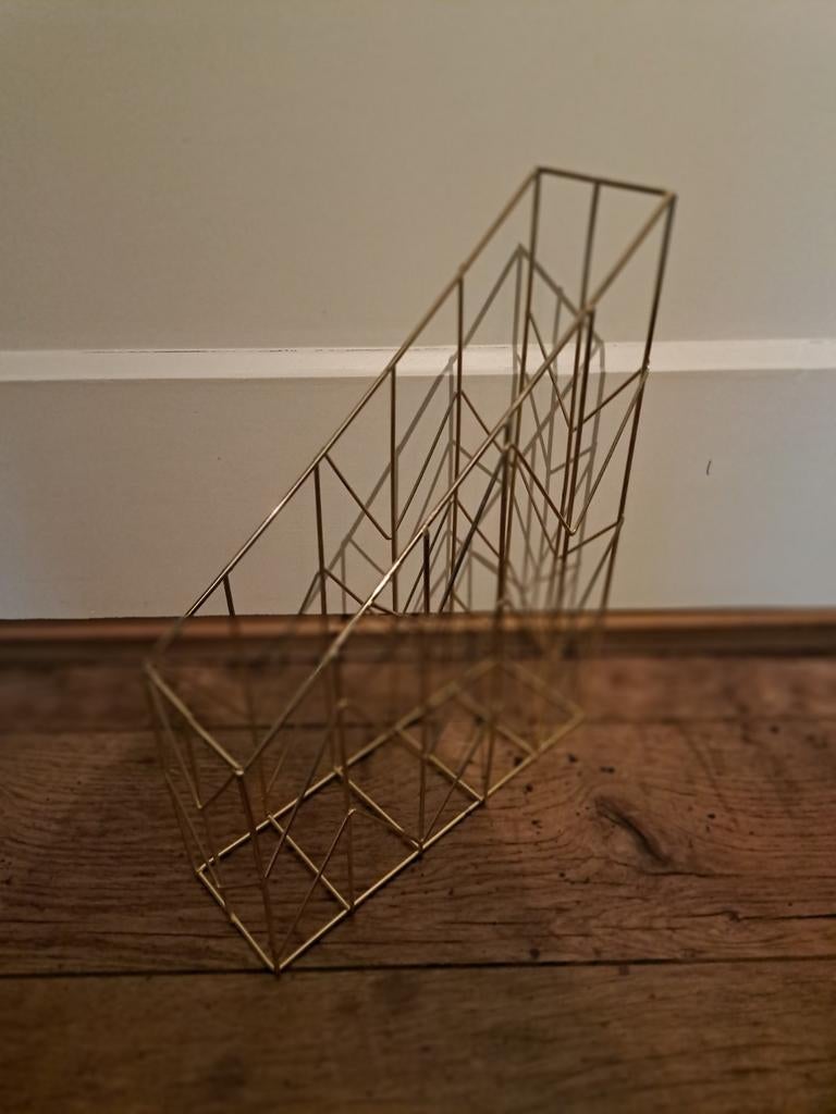 Gouden draad tijdschriftenrek - Modern design, Ophalen, Zo goed als nieuw, Goud, Metaal
