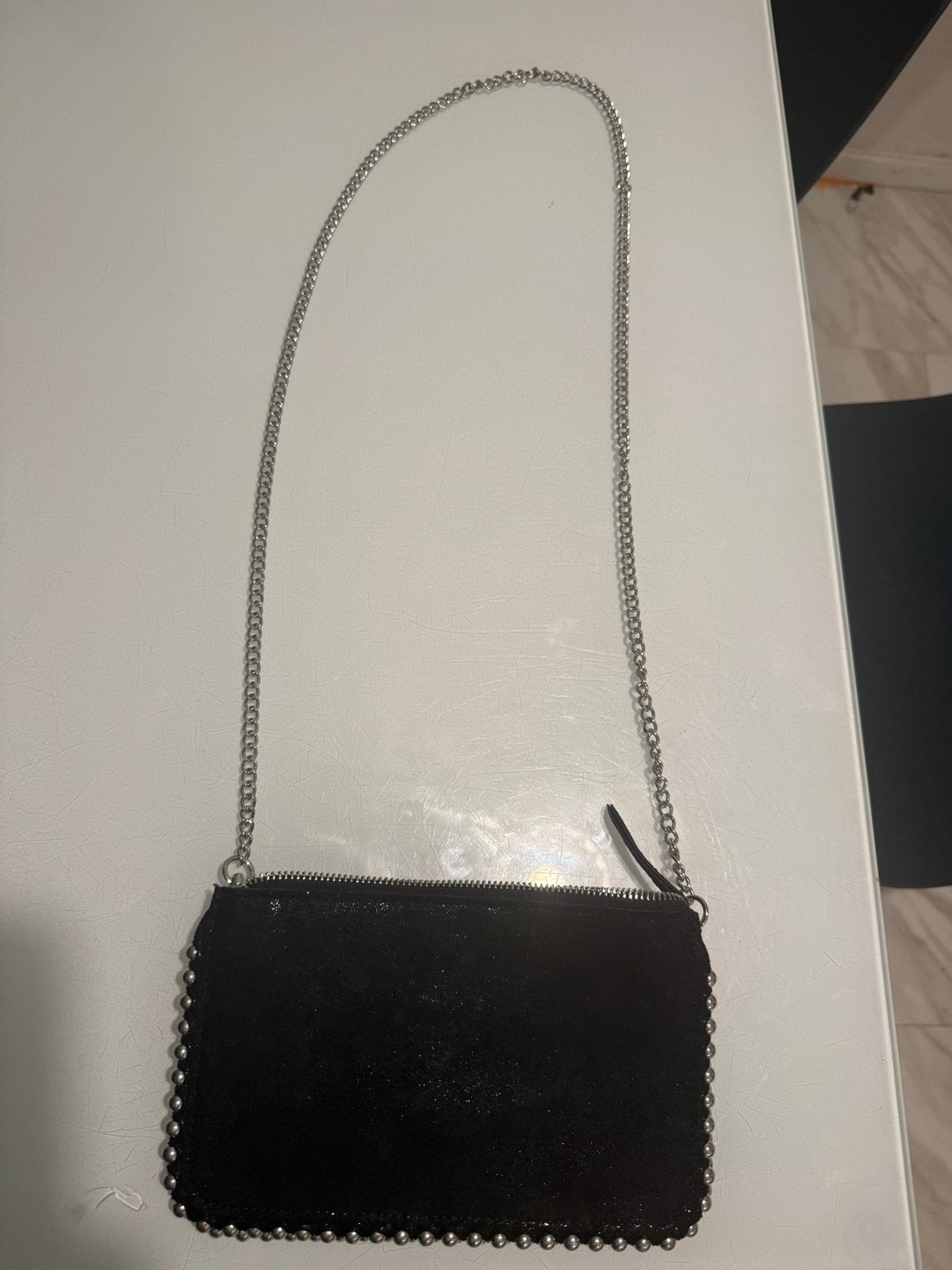 Zara Zwart avondtasje met zilveren ketting en studs, Ophalen of Verzenden, Zo goed als nieuw, Zwart, Avondtasje