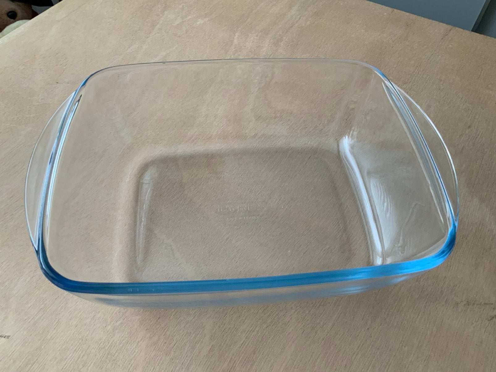 PYREX Ovenschaal. 24x19 cm. Hoogte 8 cm. Nieuwstaat., Ophalen of Verzenden, Overige stijlen, Glas, Schaal of Schalen