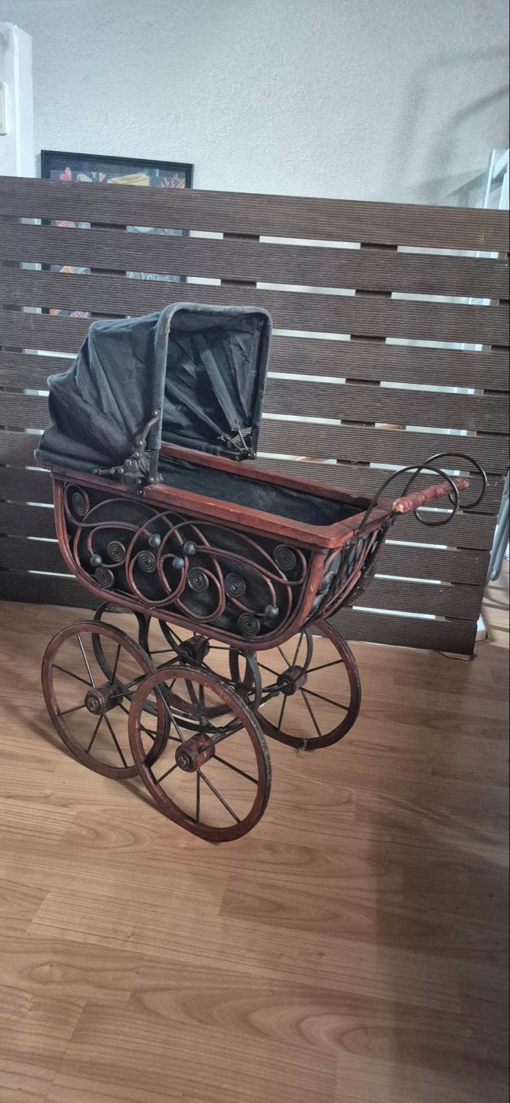Antieke poppenwagen - Decoratief en charmant, Ophalen