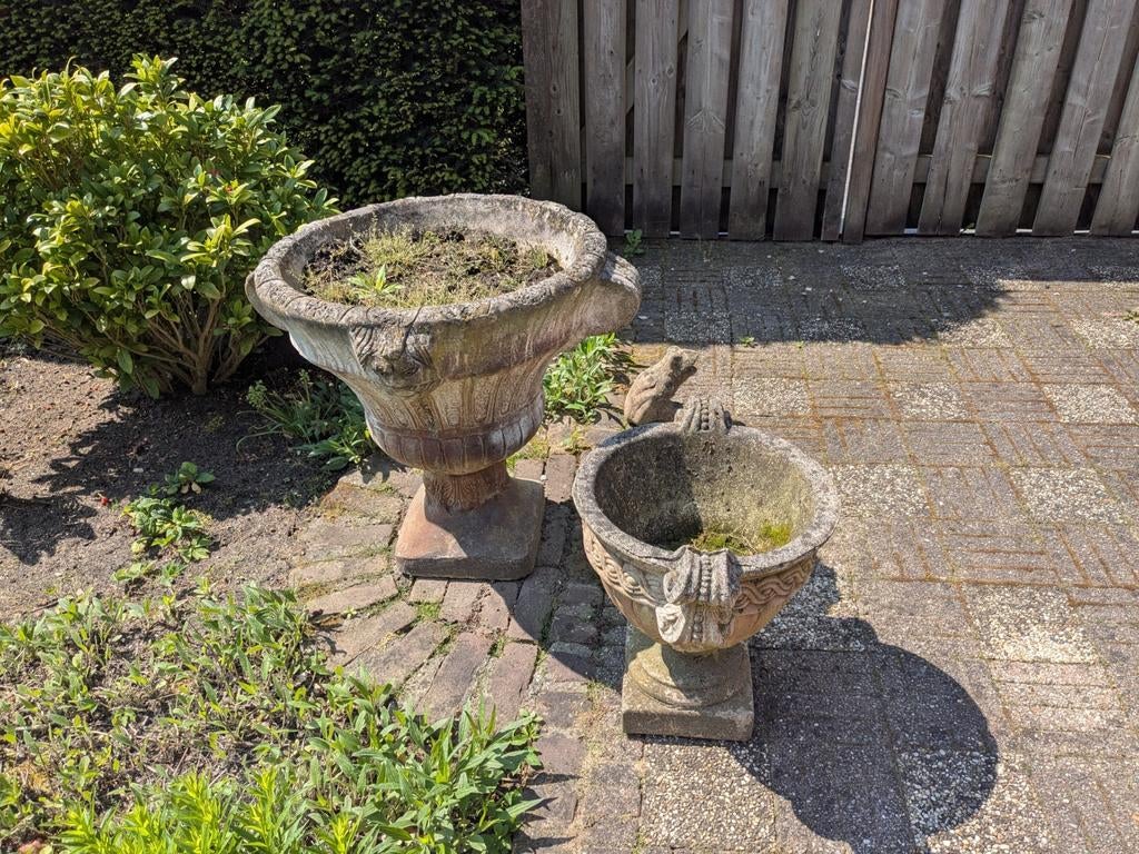 Set van 2 stenen tuinornamenten en een kikkerbeeldje, Tuin en Terras, Ophalen, Gebruikt, Steen, Overige typen