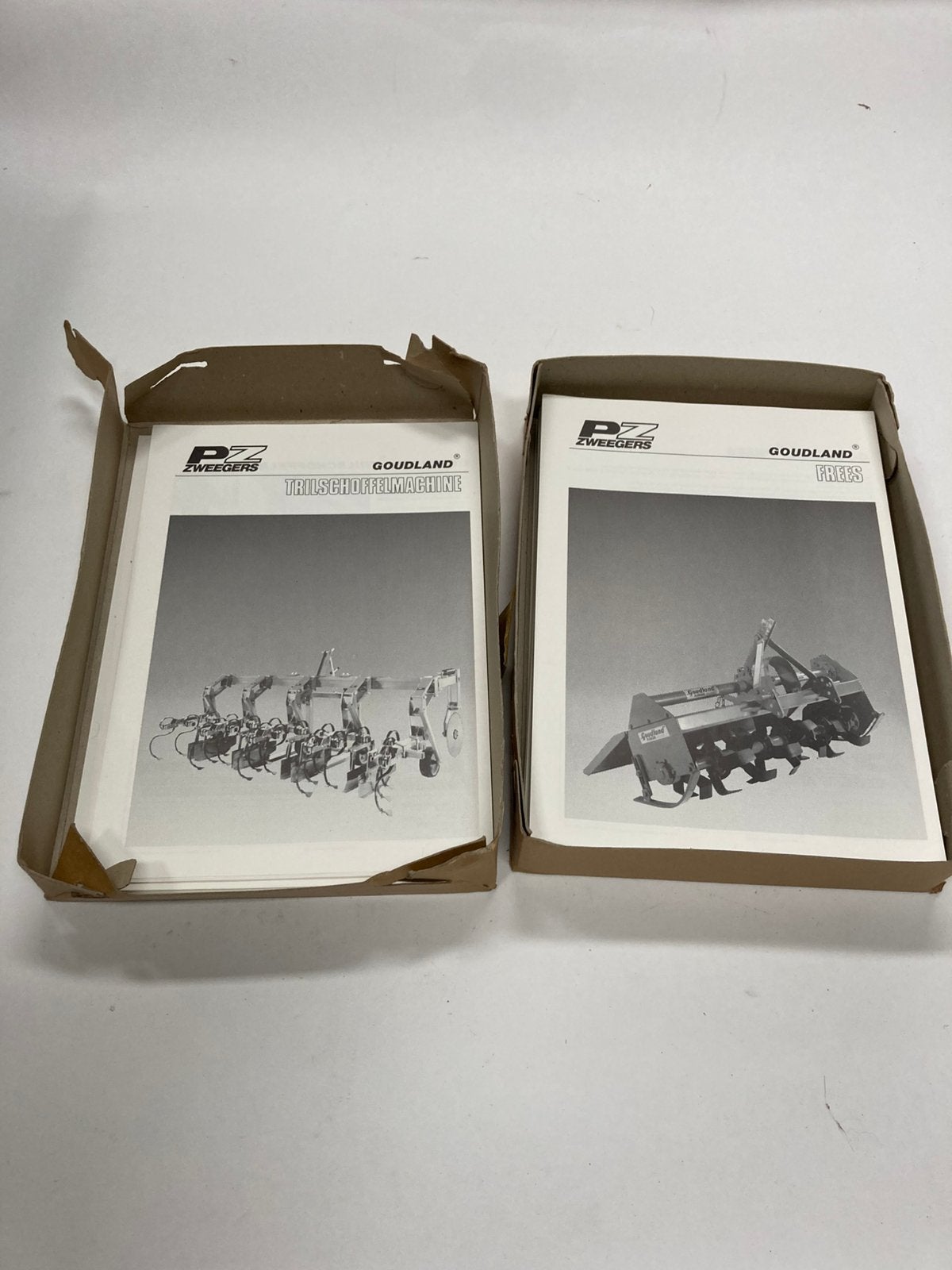 2 dozen Goudland PZ Zweegers folders, Boeken, Ophalen of Verzenden, Nieuw, Folder