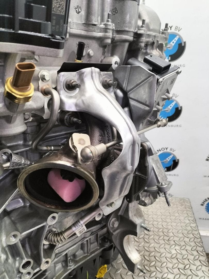FORD KUGA Titanium TURBO PV4E6K682AB 2024, Ophalen of Verzenden, Gebruikt, Stiba lid