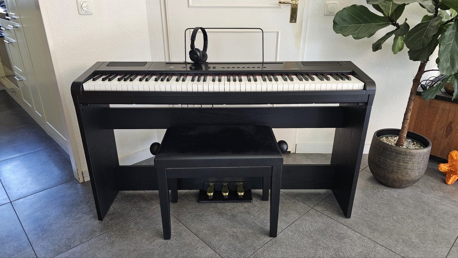 Digitale piano Fazley FSP-500, Muziek en Instrumenten, Ophalen, Zwart, Digitaal, Zo goed als nieuw