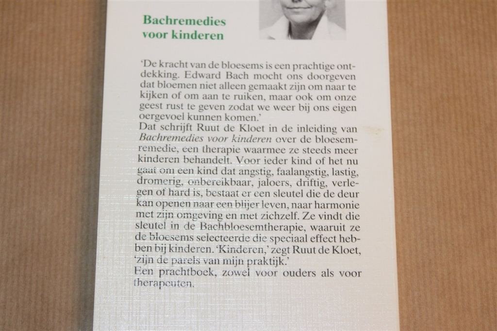 Bachremedies voor Kinderen — Praktische Toepassing 1992, Boeken, Ophalen of Verzenden, Gelezen, Overige onderwerpen, Achtergrond en Informatie