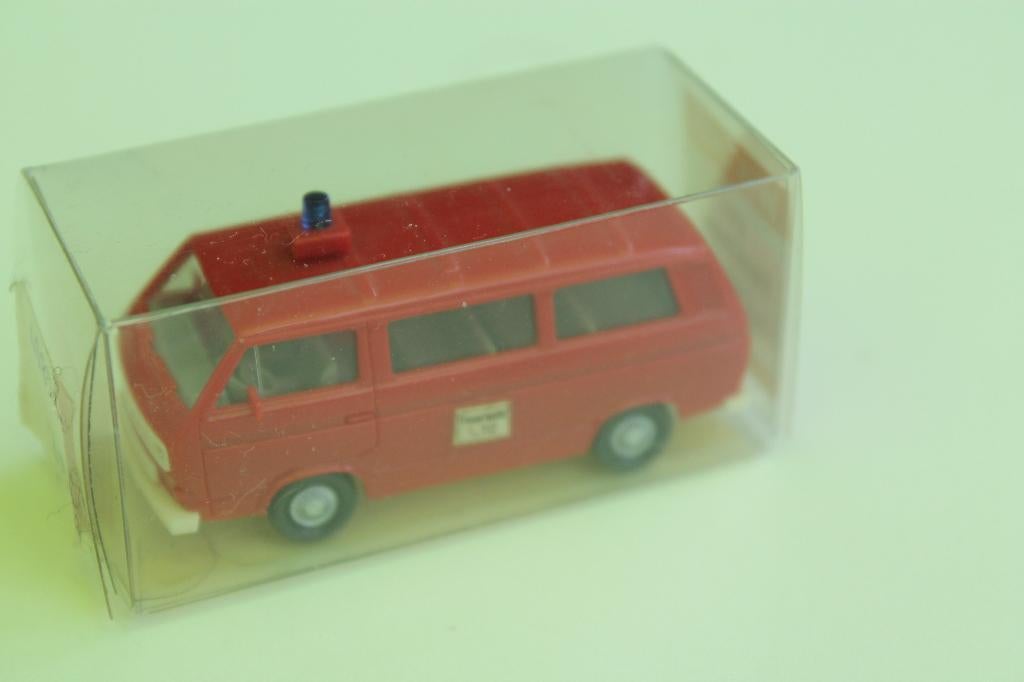 Wiking VW T3 bus in brandweeruitvoering, Hobby en Vrije tijd, Ophalen of Verzenden, Zo goed als nieuw, Auto, Wiking