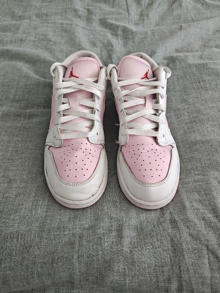 Nike Air Jordan 1 Low, Wit, Nike, Ophalen of Verzenden, Sneakers of Gympen