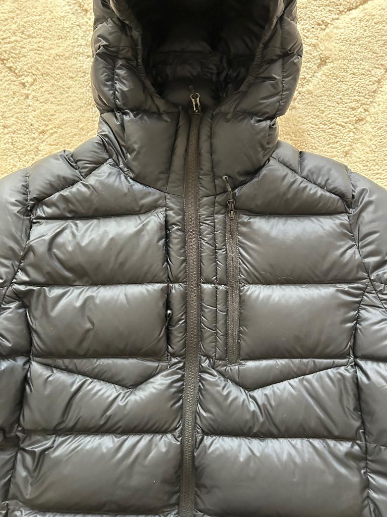 Salomon donsjas, zwart, medium, nieuw.  herfst, lente,, Maat 38/40 (M), Salomon, Zwart, Nieuw