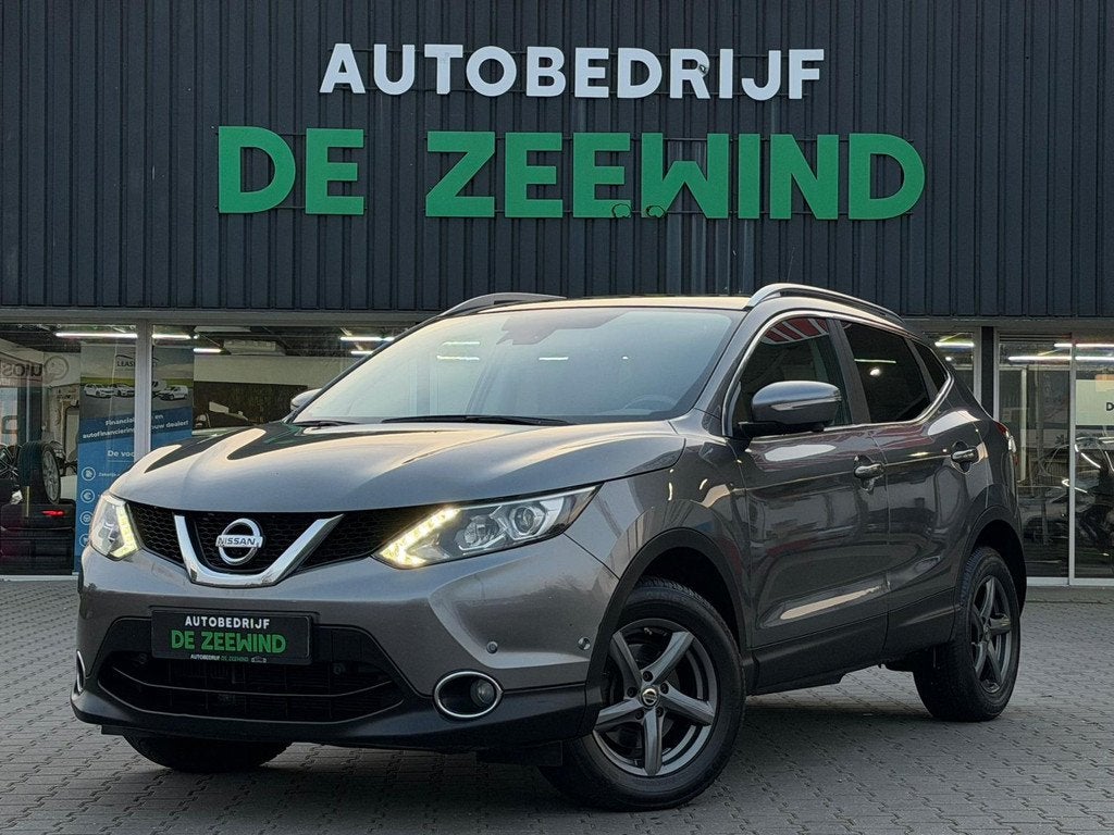Nissan Qashqai 1.2 Tekna|Panoramadak|leer|Stoelverwarming, Voorwielaandrijving, Euro 5, Gebruikt, 4 cilinders