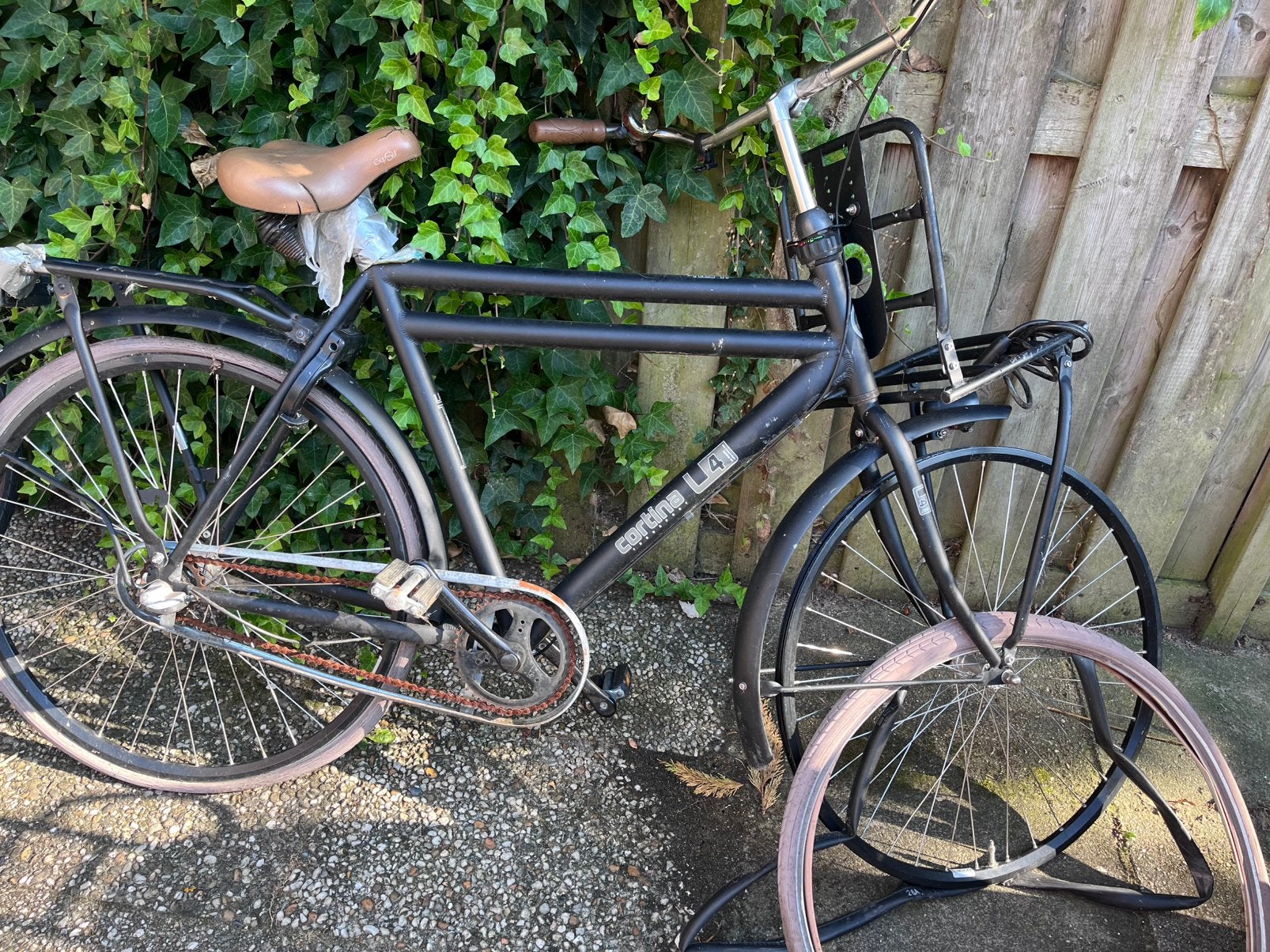 Twee opknappers, Fietsen en Brommers, Ophalen, Zo goed als nieuw, Gazelle