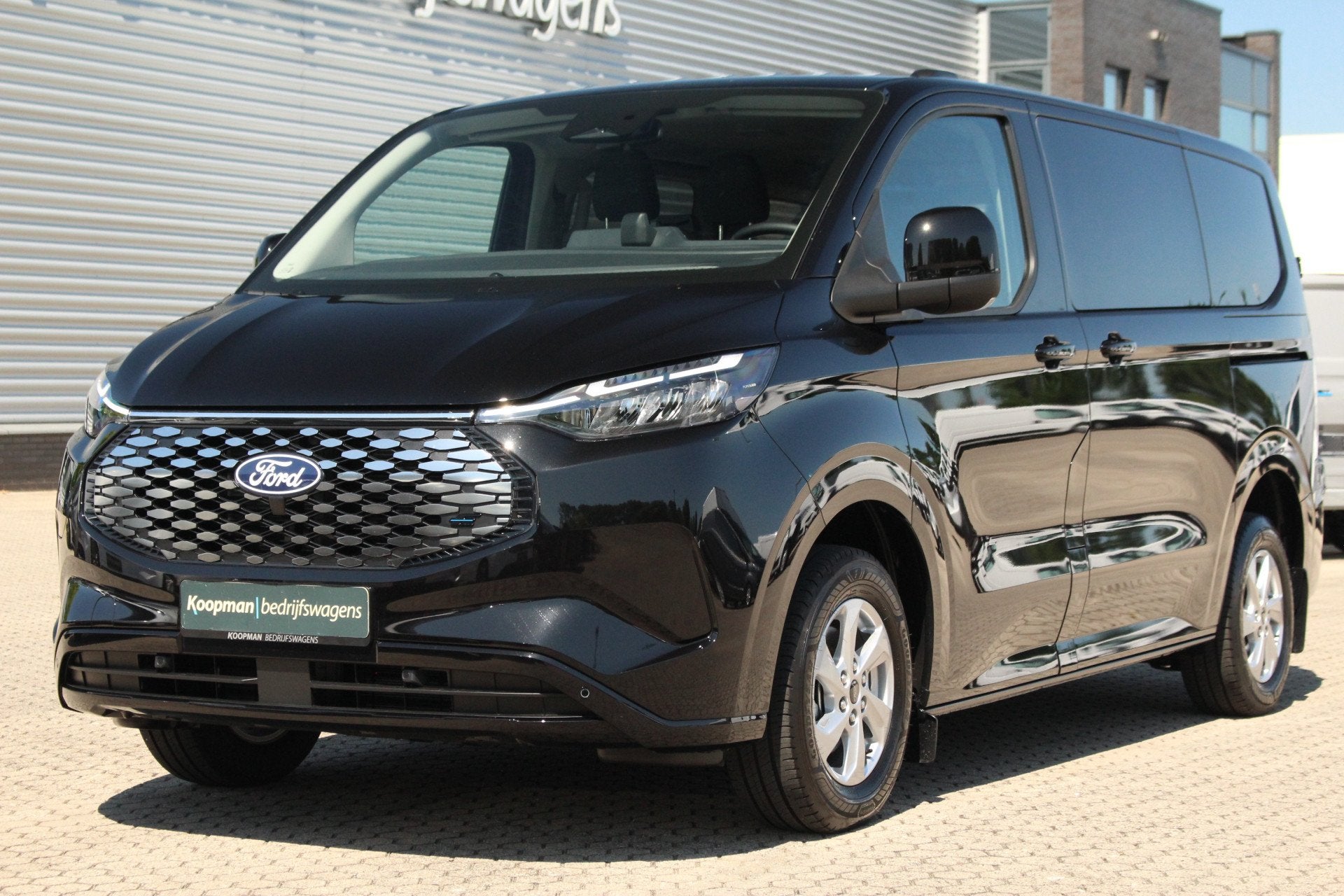 Ford E-Transit Custom 320 L1H1 Kombi | 9 persoons | Limited, Auto's, Automaat, Zwart, Origineel Nederlands, 2200 kg