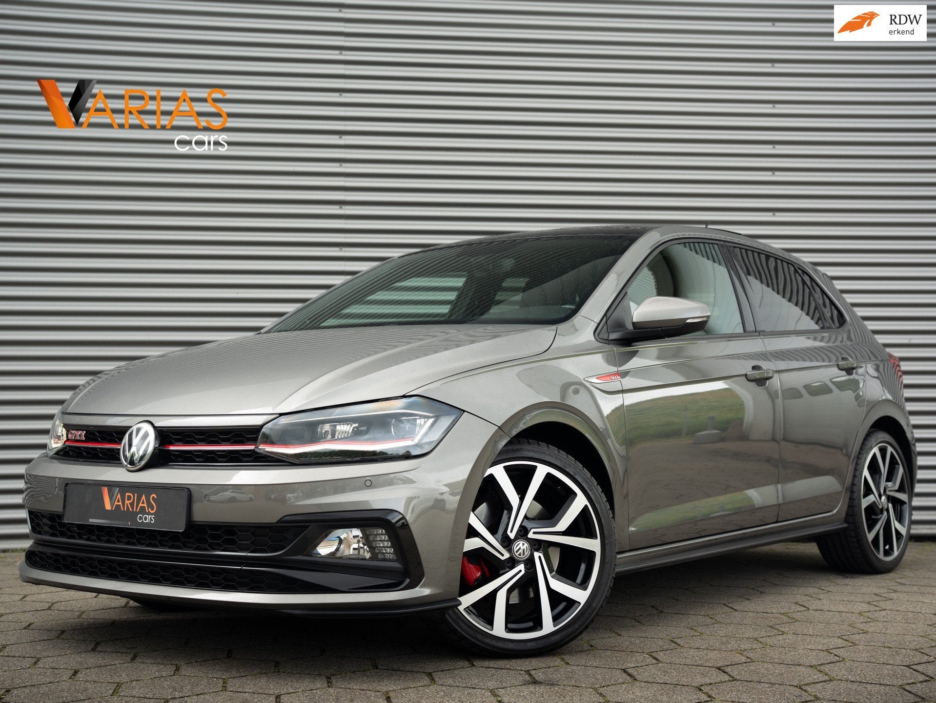 Volkswagen Polo Gti Camera Navi CarPlay Cruise Virtual, Auto's, Dealer onderhouden, Gebruikt, Zwart, Overige carrosserieën