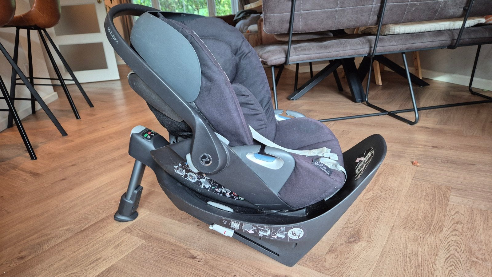 Cybex Cloud T i-Size autostoel met base, Kinderen en Baby's, Gebruikt, Isofix, 0 t/m 13 kg, Slaapstand