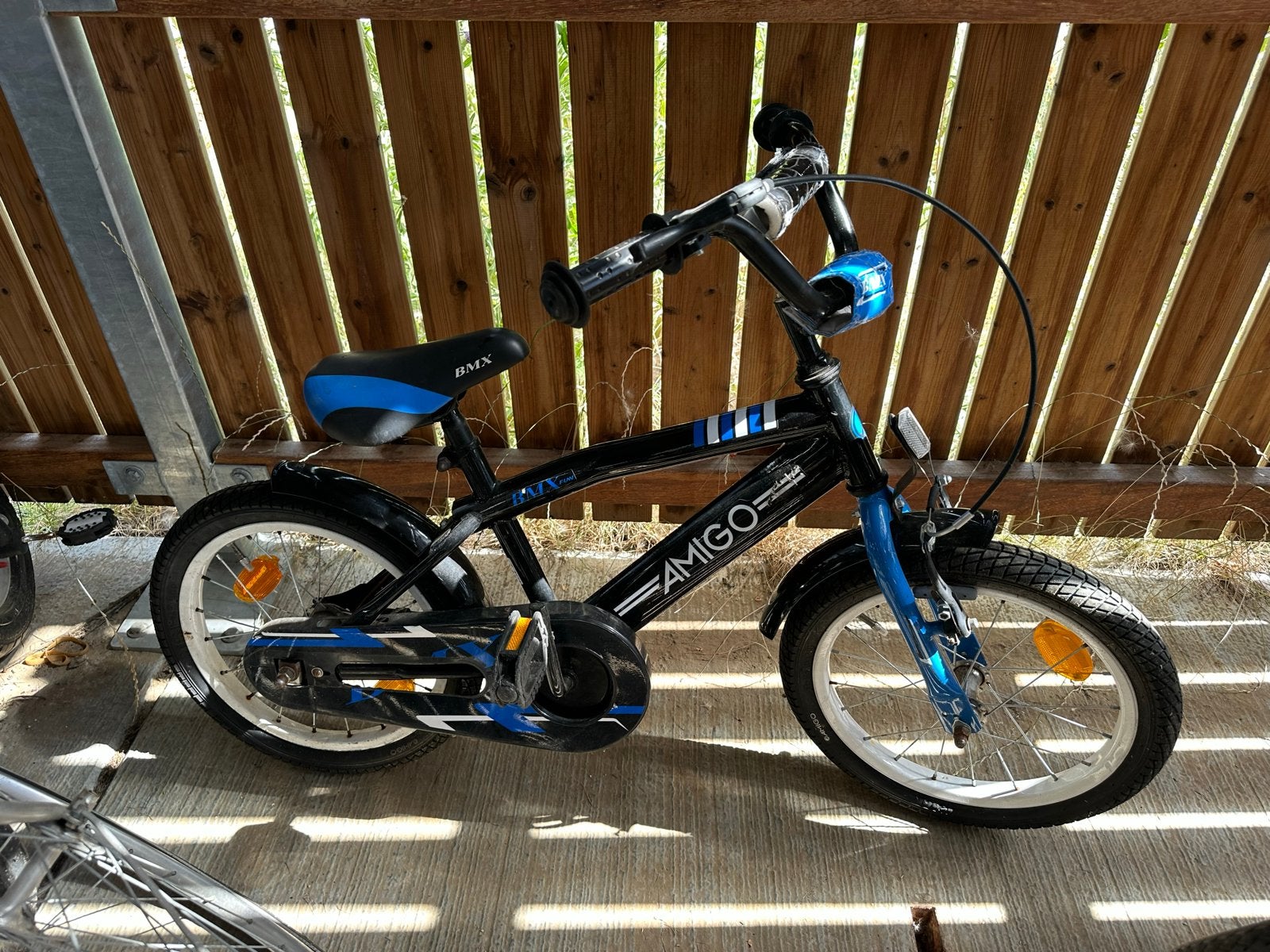 Amigo Kinderfiets - 16 inch BMX-stijl, Fietsen en Brommers, Ophalen, Gebruikt, Terugtraprem, 16 tot 20 inch