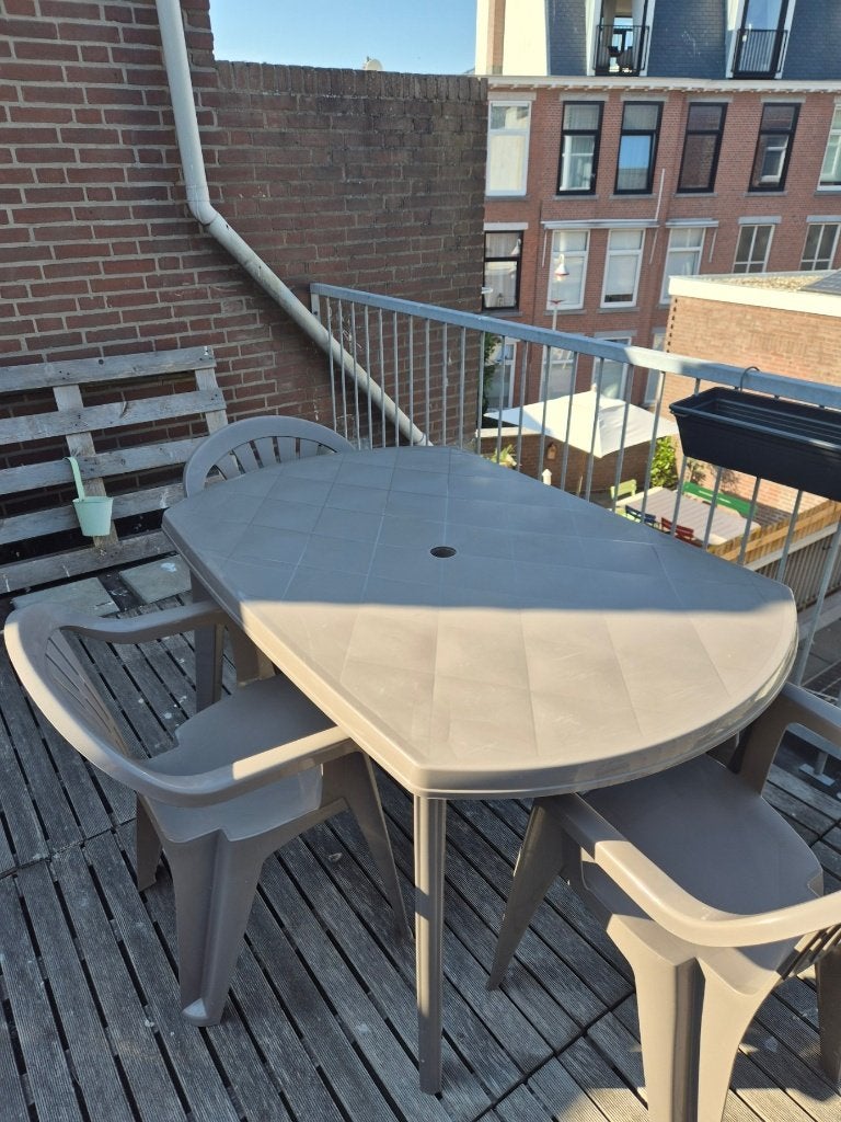 Jardin tuintafel kunststof (Garden table) met 3 stoelen, Tuin en Terras, Tuintafels, Ophalen, Gebruikt, Ovaal, Plastic