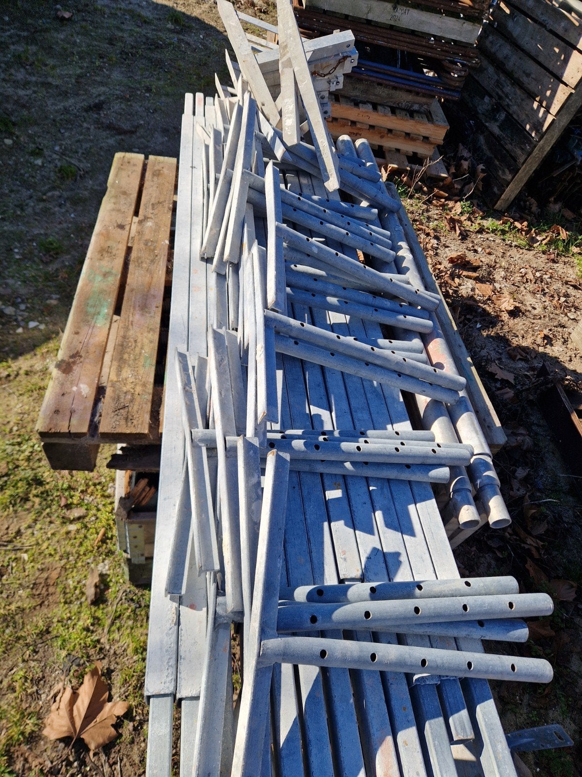 Stucadoors steiger - Diverse onderdelen, Doe-het-zelf en Verbouw, Steigers, Ophalen, Gebruikt, 5 meter of hoger