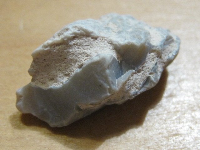 min. 8x ruwe edelsteen ZWARTE OPAAL (bijzondere) (5), Verzenden, Mineraal