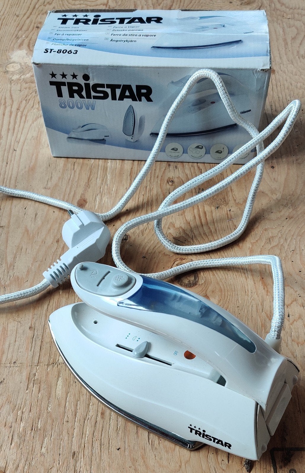 Tristar stoomstrijkijzer ST-8063 800W - Compact en Handig, Ophalen, Gebruikt, Strijkijzer met snoer