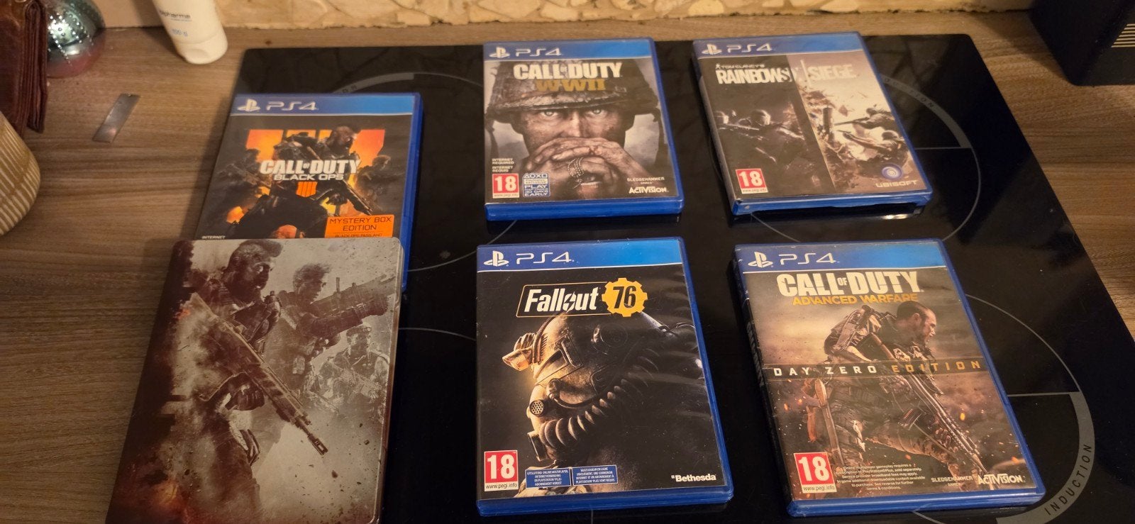 PS4 Games: Call of Duty, Fallout 76 en Rainbow Six Siege, Gebruikt, Vanaf 18 jaar, Shooter, 1 speler