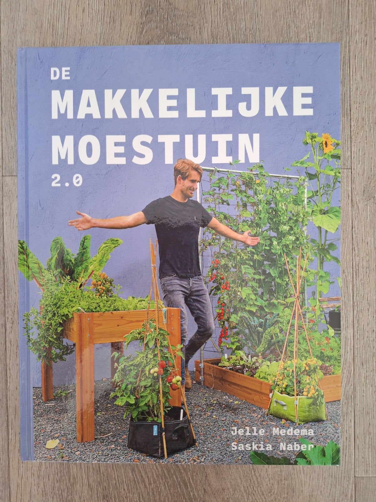 De Makkelijke Moestuin 2.0 - Jelle Medema & Saskia Naber, Boeken, Wonen en Tuinieren, Zo goed als nieuw, Moestuin, Ophalen of Verzenden
