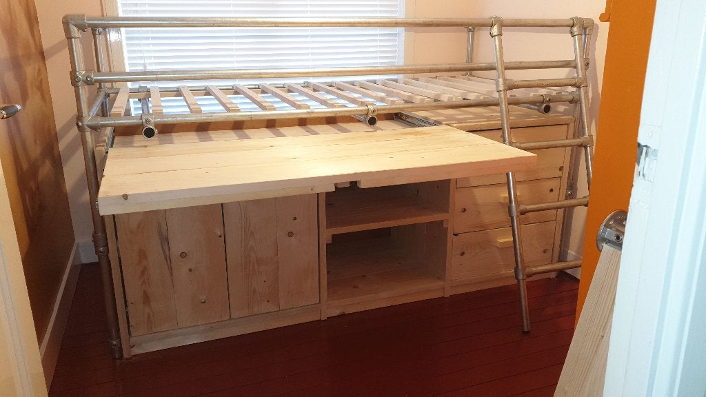 Stoere Hoogslaper Hout & Steigerpalen met Bureau & Kast, Huis en Inrichting, Slaapkamer | Stapelbedden en Hoogslapers, Hoogslaper