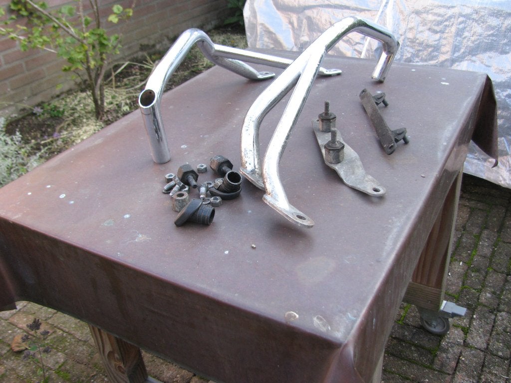 Valbeugels met bevestigingsmateriaal - Gebruikt, niet krom, Ophalen, Gebruikt