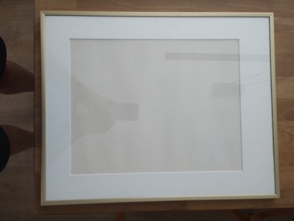 Strakke gouden fotolijst met passe-partout, Antiek en Kunst, Ophalen of Verzenden, Overige typen, Overige technieken, Met ophangsysteem