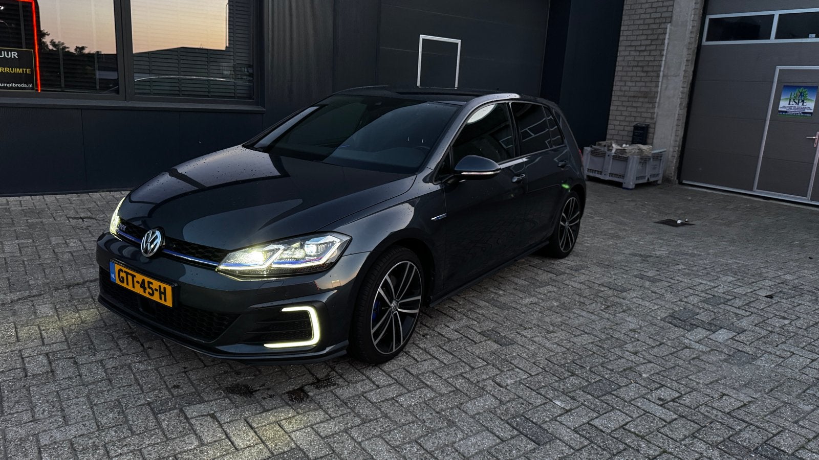 Volkswagen Golf GTE 252 PK DSG 2020, Auto's, Euro 6, 48 km/l, 252 pk, Blauw