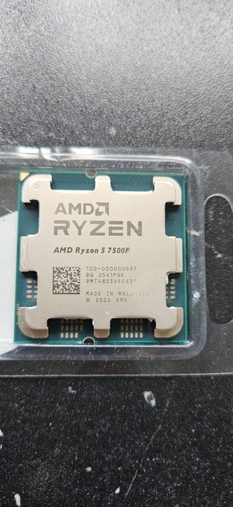 AMD Ryzen 5 7500F – In perfecte staat, Computers en Software, Processors, 6-core, AM5, Zo goed als nieuw, 3 tot 4 Ghz