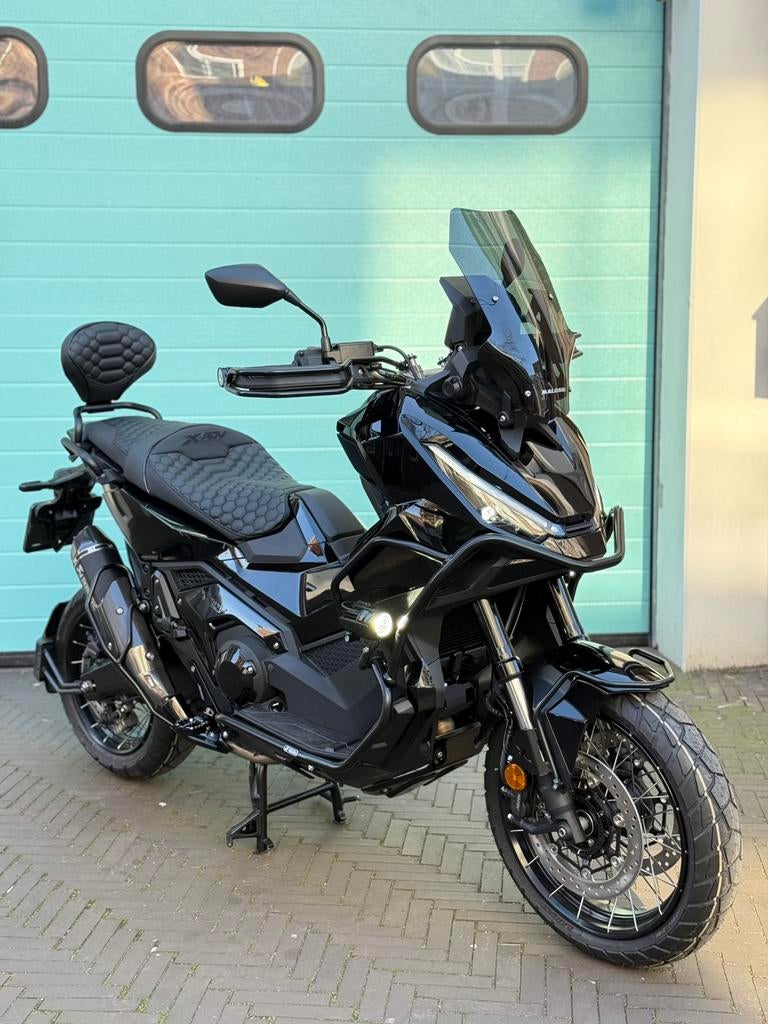 HONDA X-ADV 750 FULL OPTIONS 2026 0KM INCLUSIEF BTW FACTUUR, Motoren, Motoren | Honda, Bedrijf, Scooter, meer dan 35 kW, 2 cilinders