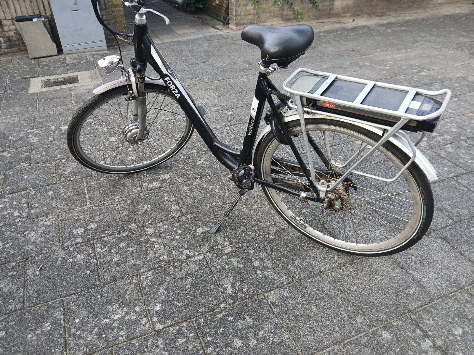 Forza E-bike met lage instap en fietstassen, Sparta, Velgrem, Ophalen of Verzenden, 53 tot 56 cm