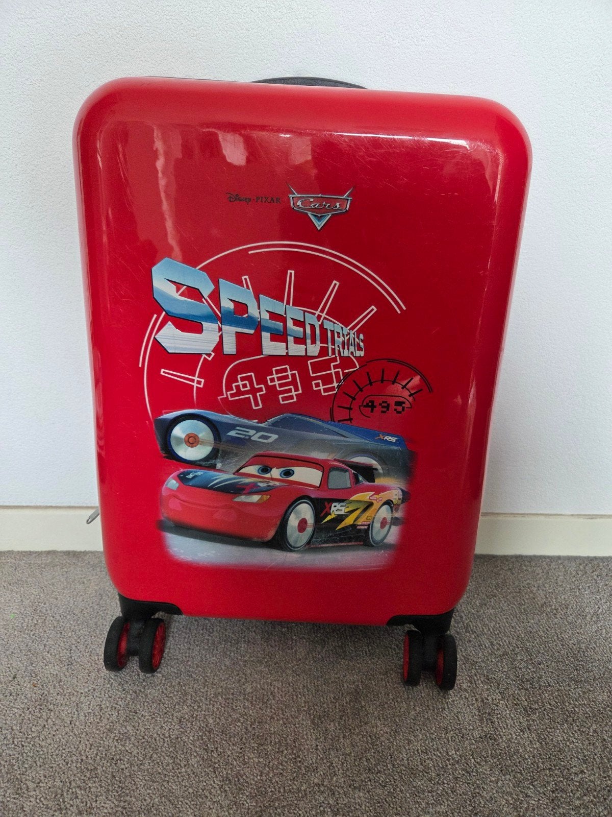 Disney Cars reiskoffer met wieltjes, Ophalen of Verzenden, Zo goed als nieuw, Hard kunststof, Slot