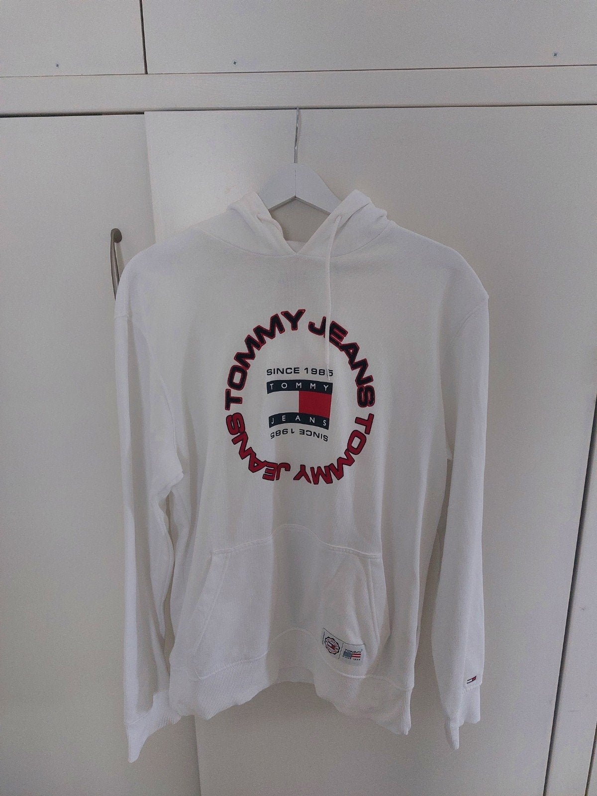 Witte hoodie Tommy Hilfiger S, Kleding | Heren, Truien en Vesten, Ophalen of Verzenden, Zo goed als nieuw, Wit