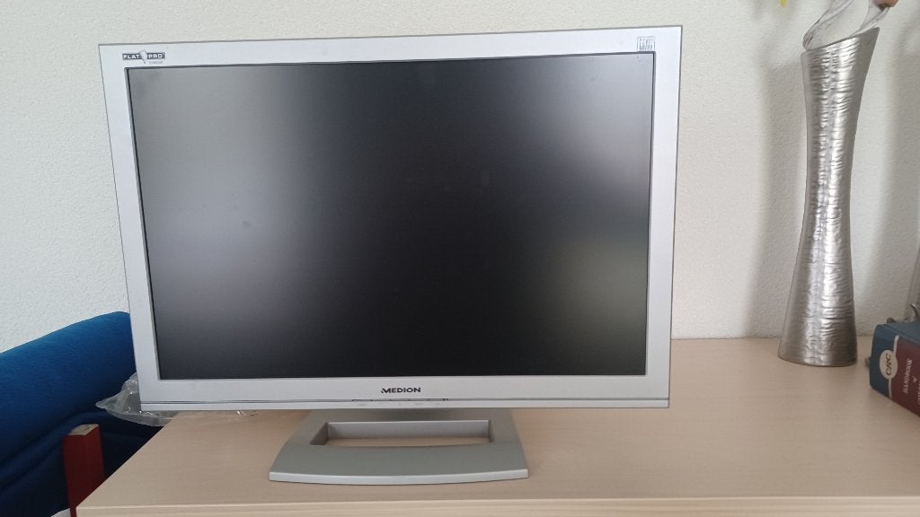 Medion 22" TFT Monitor, Ophalen, Gebruikt, In hoogte verstelbaar, Medion