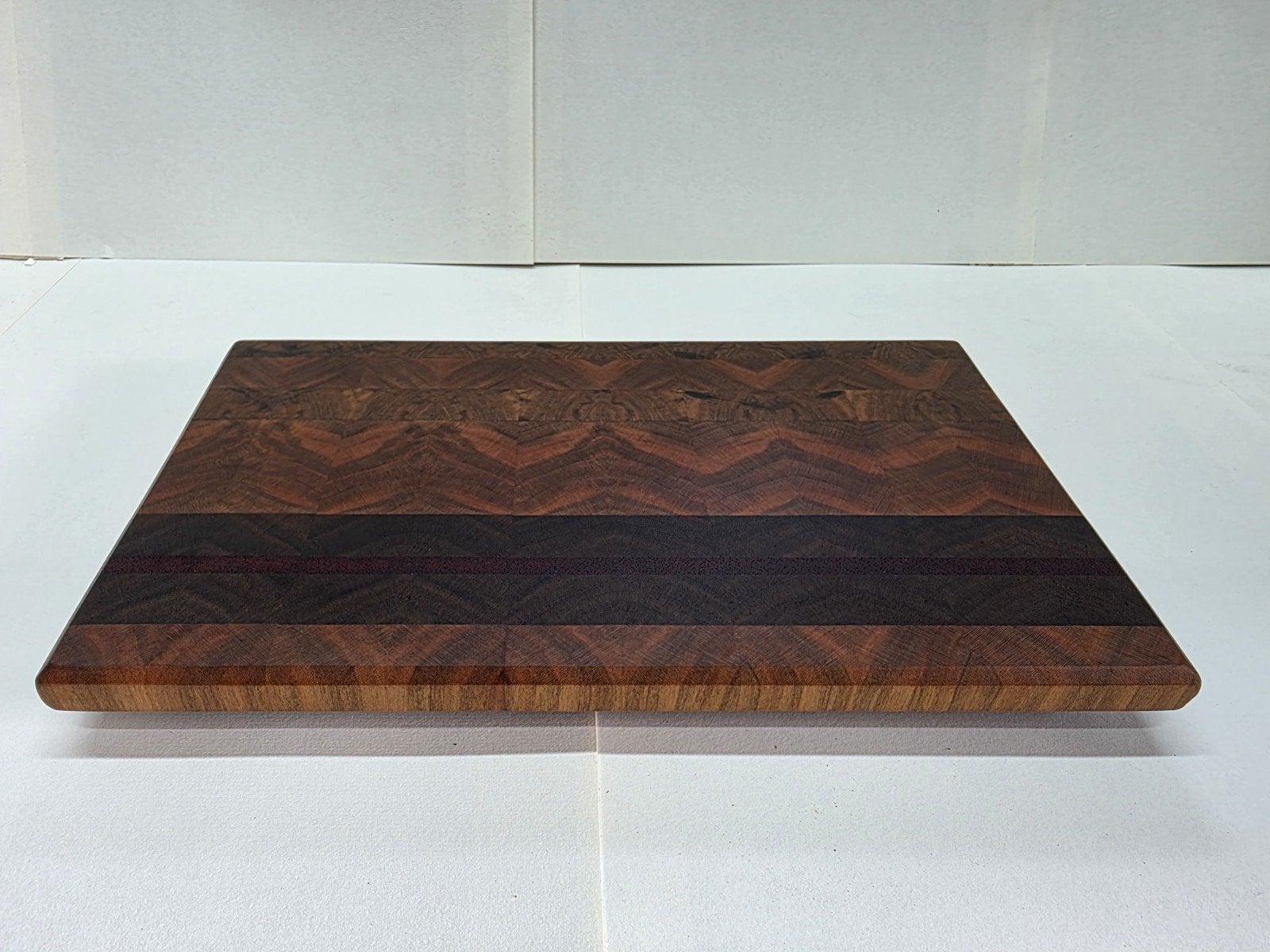 Handgemaakte kopshouten snijplank nr. 2, Hout, Snij-/serveerplank, Nieuw, Ophalen of Verzenden
