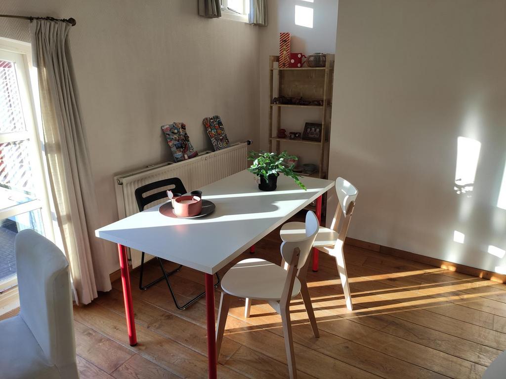 Gratis af te halen eettafel 75x150, Huis en Inrichting, Ophalen, Gebruikt, Rechthoekig, 50 tot 100 cm