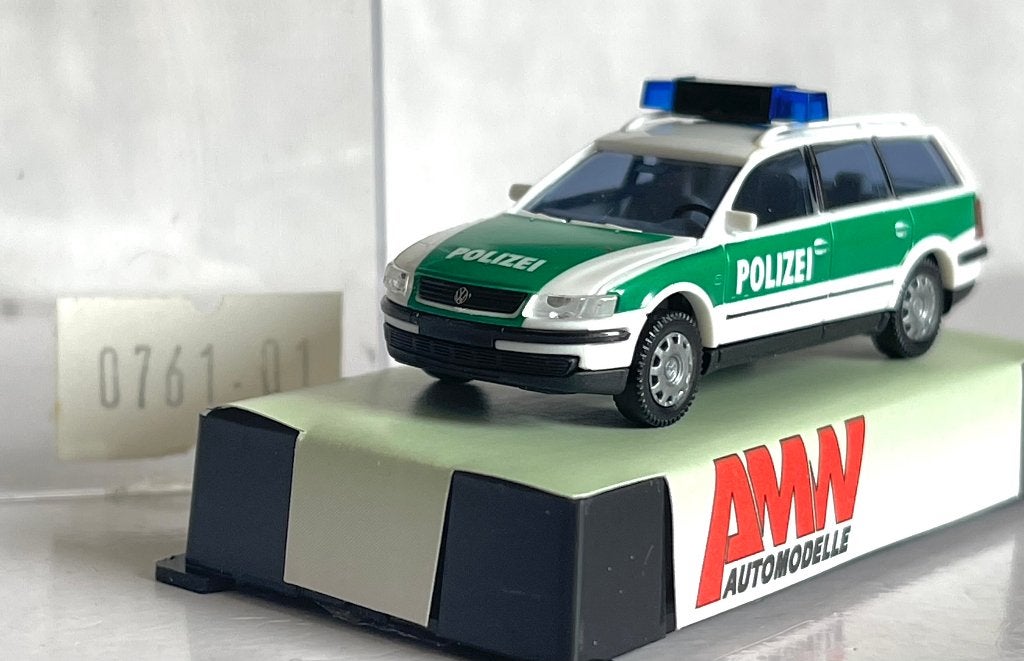 AMW 0761.01: Volkswagen Passat Variant Polizei, Ophalen of Verzenden, Zo goed als nieuw, Auto, AWM