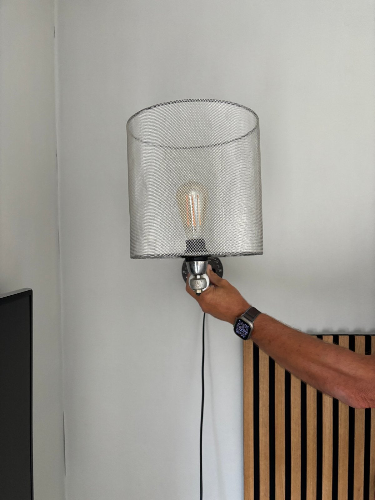 Industriële wandlamp met metalen kap, Gebruikt, Grijs, Metaal, Wandlamp
