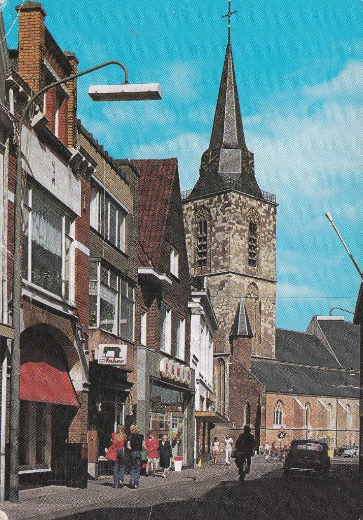GA1356 Misterstraat N H kerk Winterswijk Achterhoek Groenlo, Verzamelen, Ansichtkaarten | Nederland, Verzenden, 1960 tot 1980