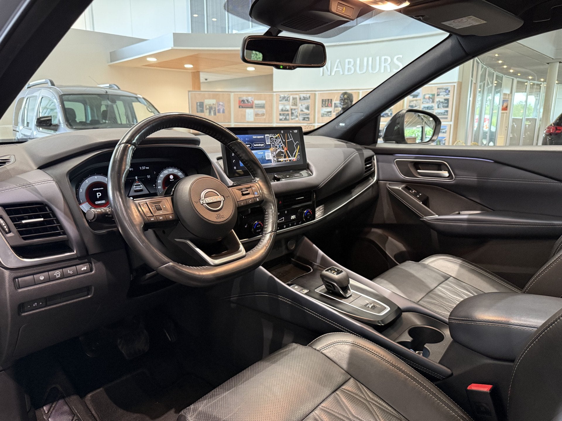Nissan QASHQAI 1.3 MHEV Xtronic Tekna Plus, Trekhaak, Leder,, Auto's, Nissan, 12 maanden, Euro 6, Leder, Bedrijf