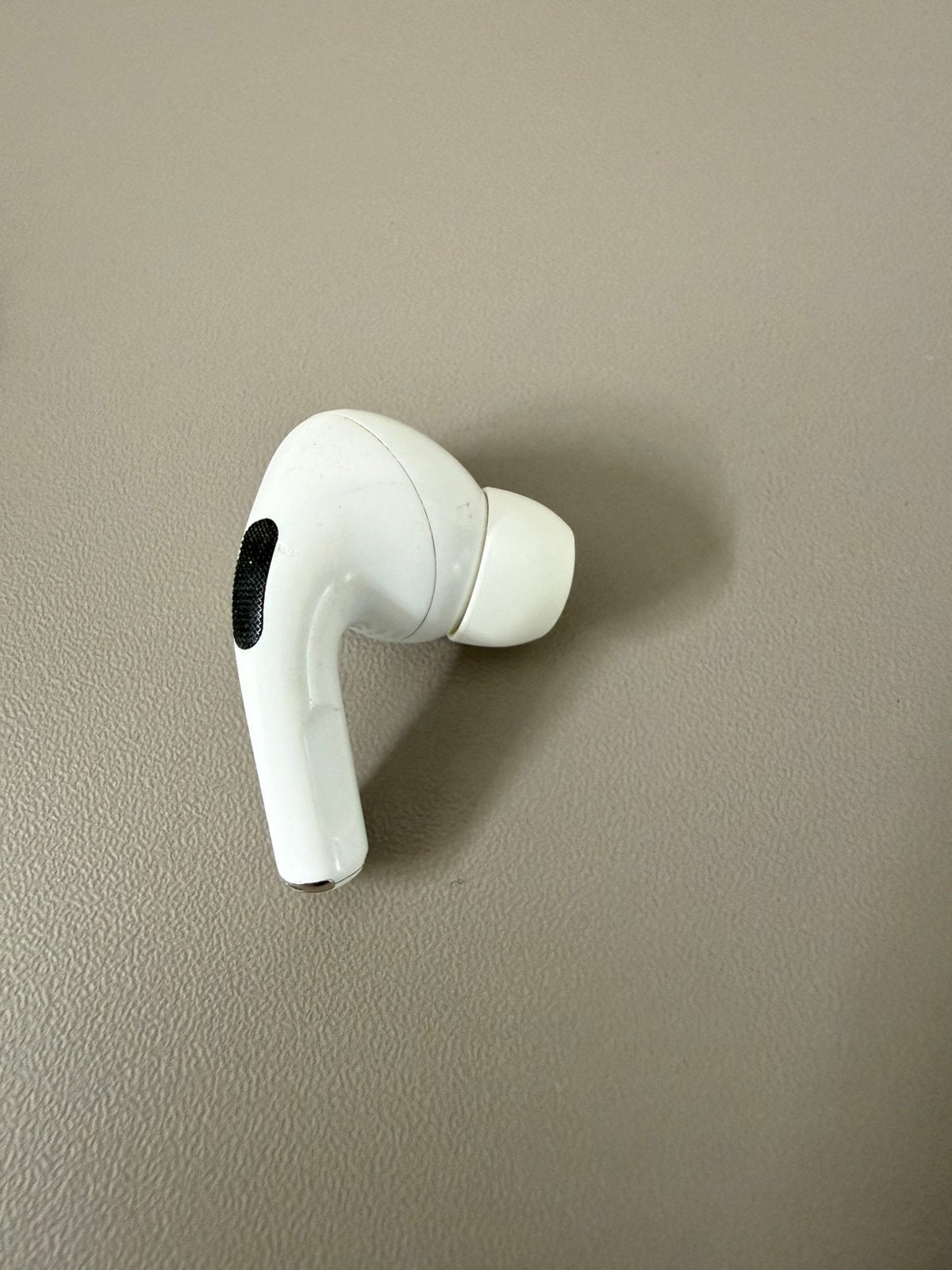 Rechter Airpod Pro 1e generatie incl. case, Ophalen of Verzenden, Zo goed als nieuw