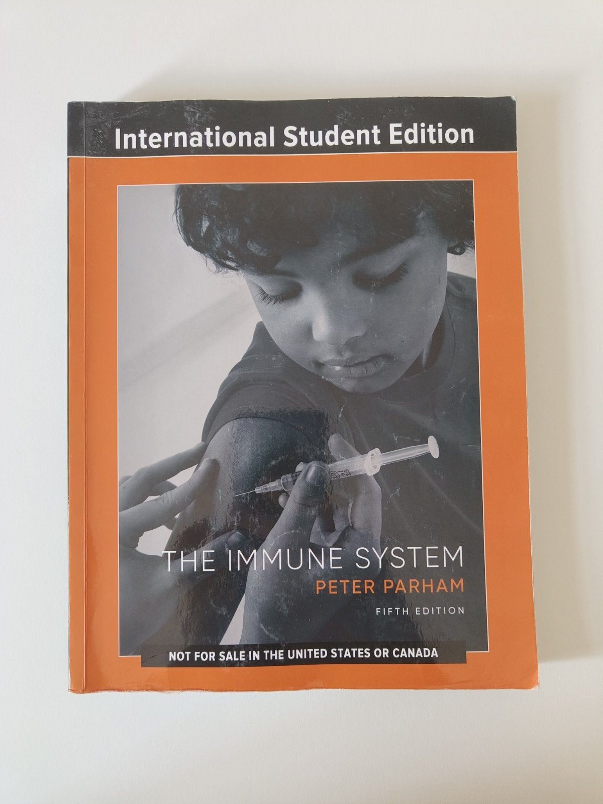 The Immune System  ISBN 9780393533378, Ophalen of Verzenden, Beta, Gelezen, WO