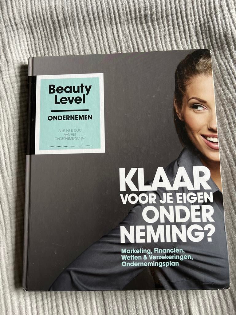 Beauty level ondernemen, Ophalen of Verzenden, Zo goed als nieuw, Overige niveaus, Overige vakken
