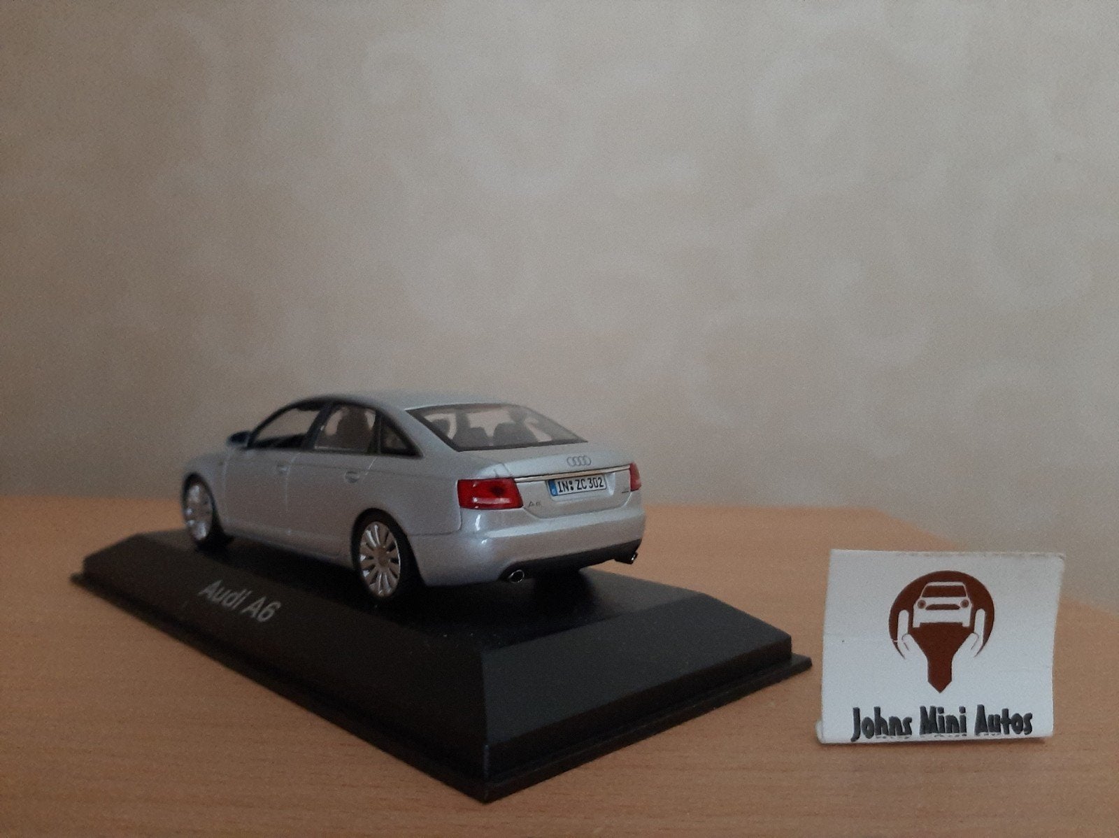 Audi A6 2004-2008 zilvermetallic van Minichamps 1:43, Minichamps, Auto, Nieuw, Ophalen of Verzenden
